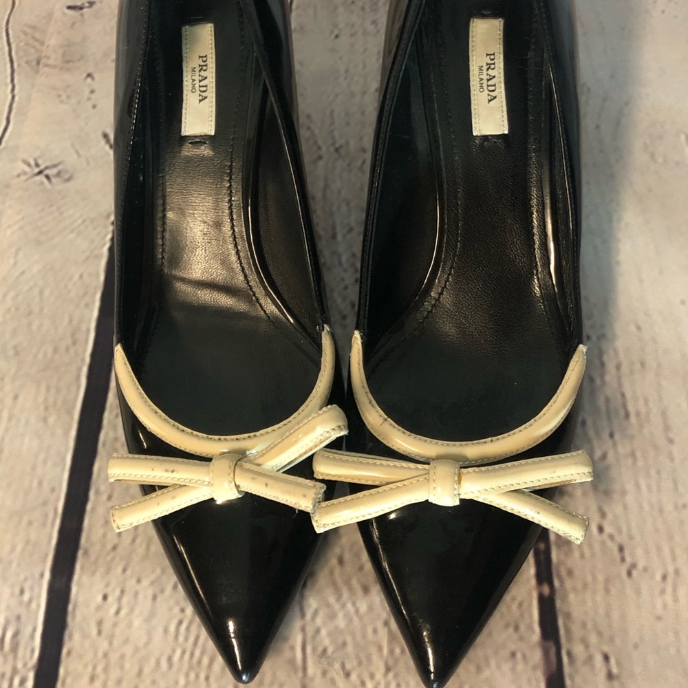 Size 40.5 Prada kitten heel pumps